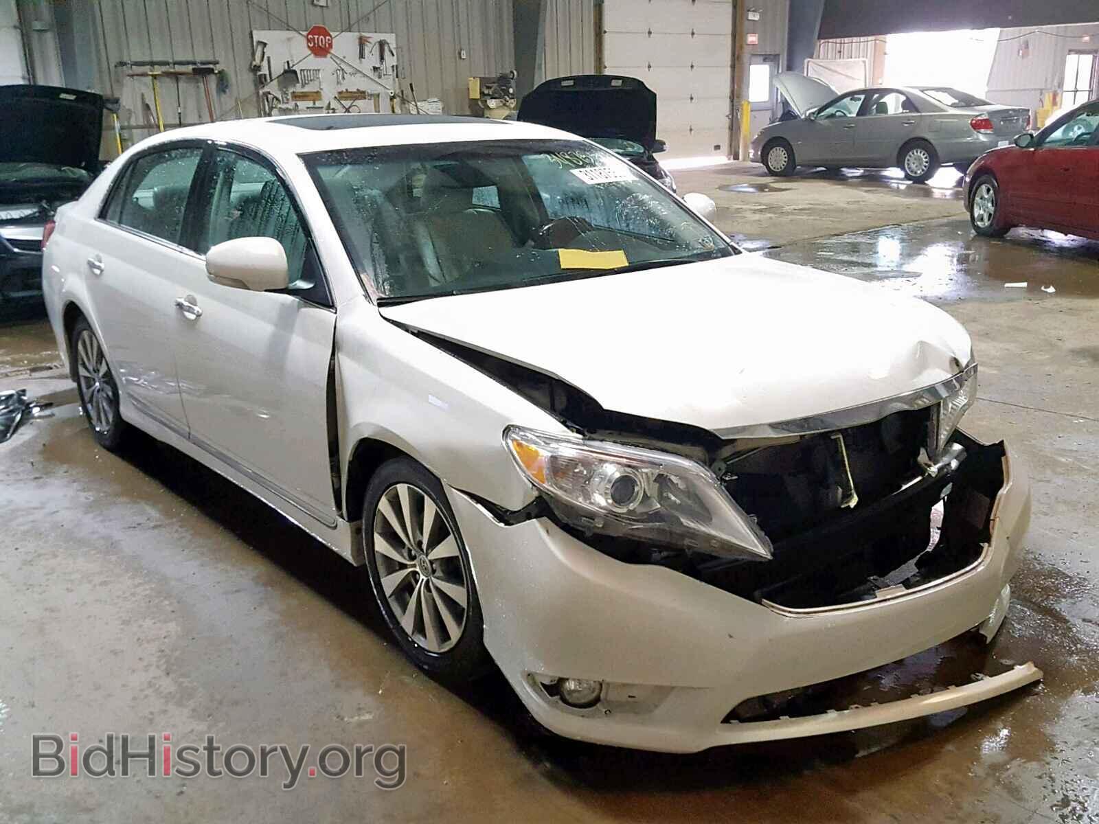 Photo 4T1BK3DB8BU371883 - TOYOTA AVALON 2011