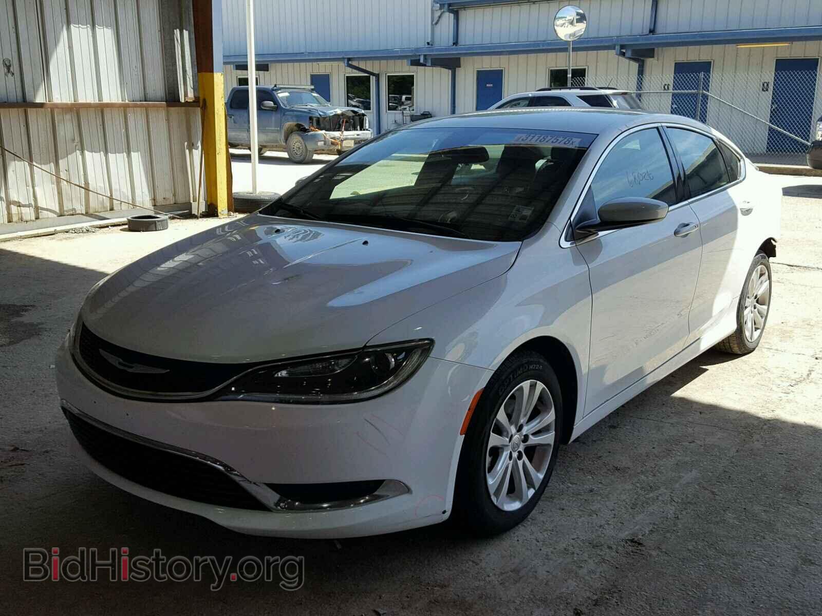 2015 CHRYSLER 200 - VIN: 1C3CCCAB0FN607778 - Фото 2
