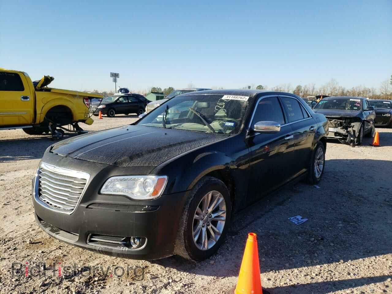 2012 CHRYSLER 300 - VIN: 2C3CCACG8CH148792 - Фото 2