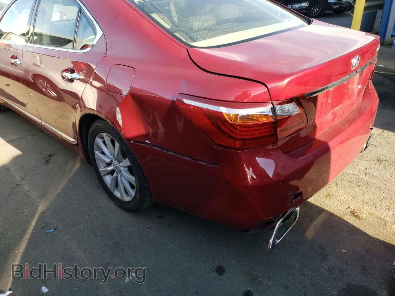 2011 LEXUS LS460 - VIN: JTHBL5EF8B5108073 - Photo 9