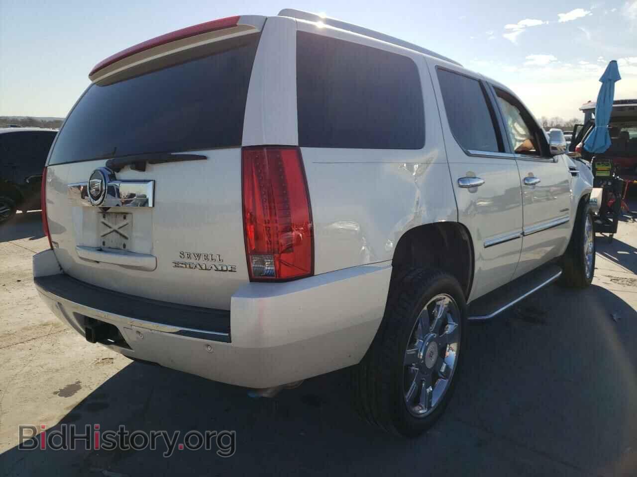 2011 CADILLAC ESCALADE - VIN: 1GYS3AEF9BR340730 - Фото 4