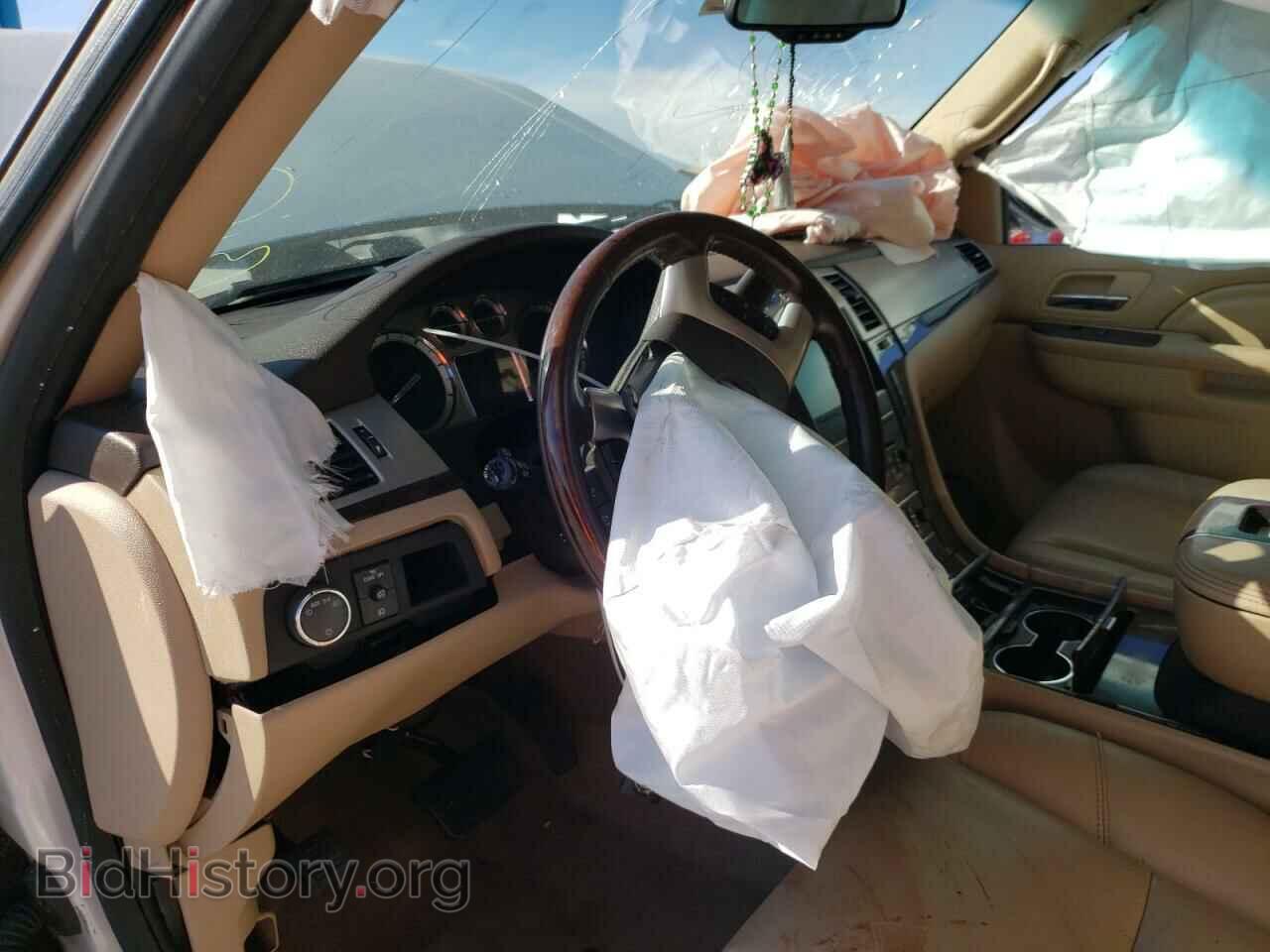 2011 CADILLAC ESCALADE - VIN: 1GYS3AEF9BR340730 - Фото 8