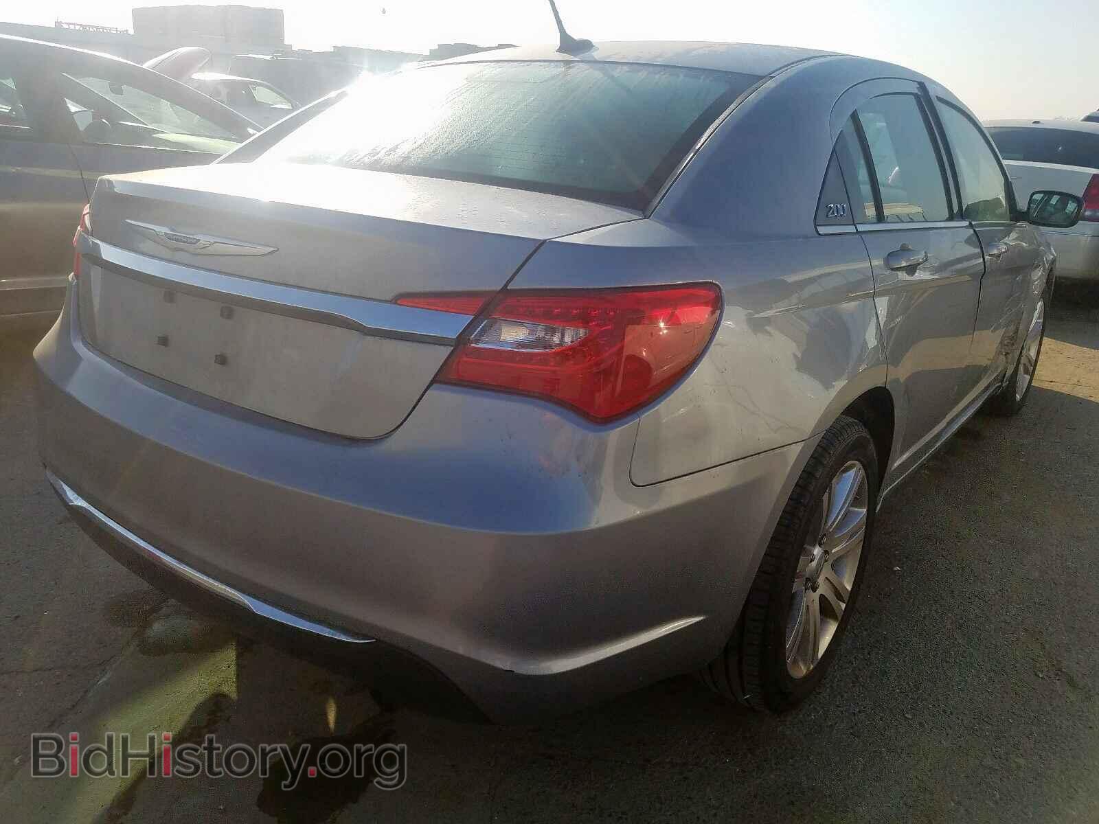 2013 CHRYSLER 200 - VIN: 1C3CCBAB8DN687001 - Фото 4