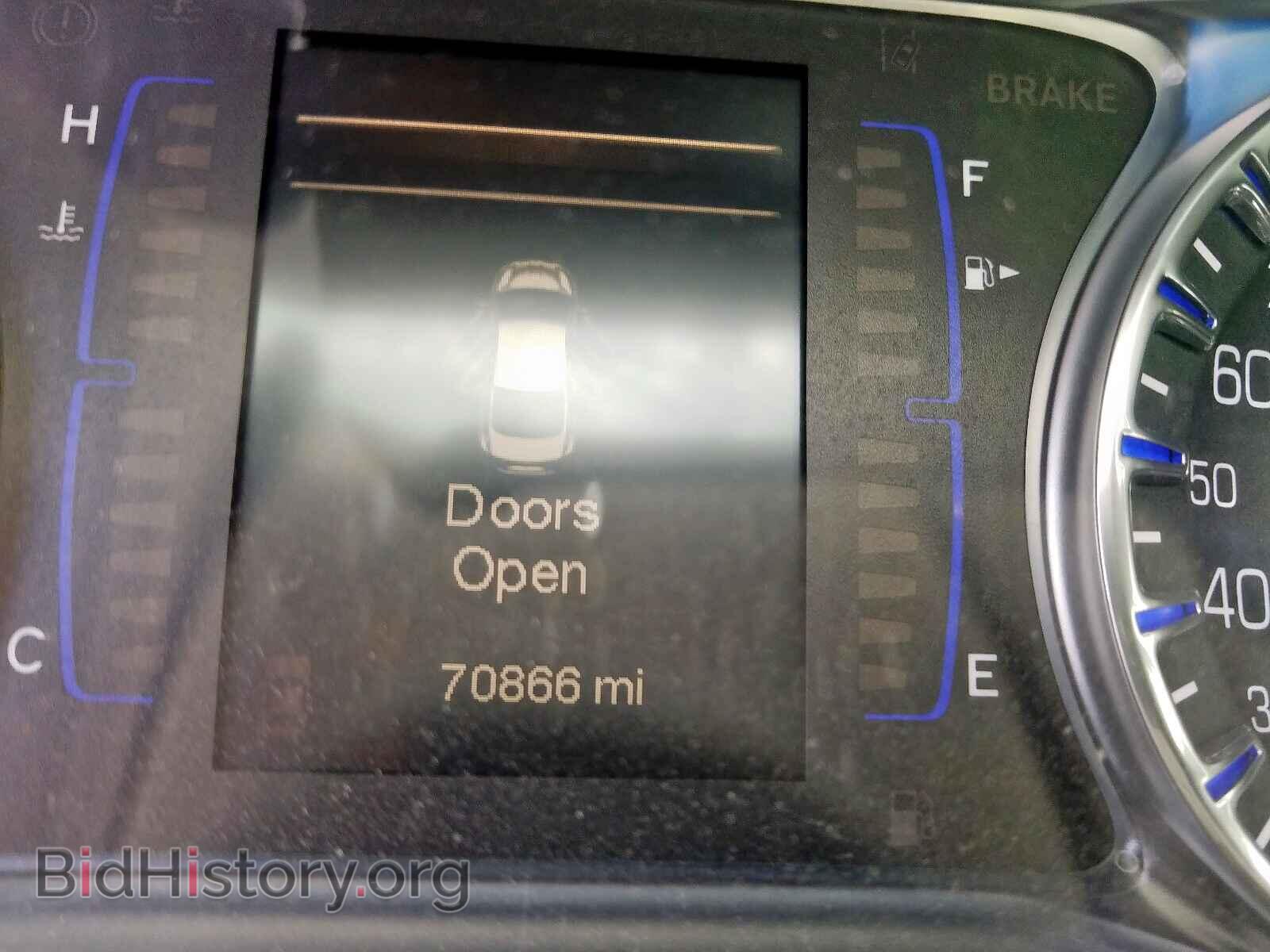 2015 CHRYSLER 200 - VIN: 1C3CCCAB4FN632859 - Photo 8