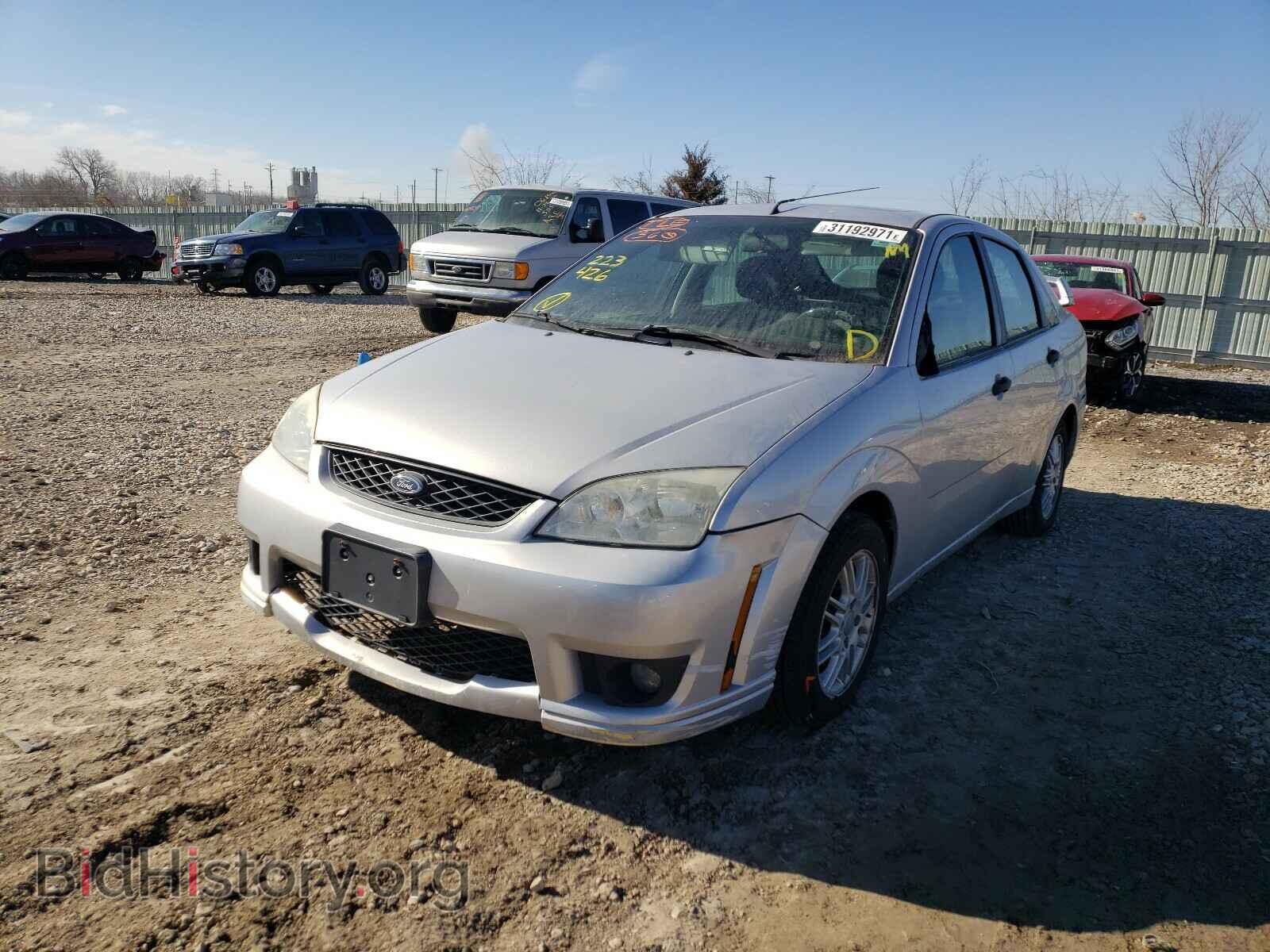 2007 FORD FOCUS - VIN: 1FAFP34N47W223426 - Фото 2