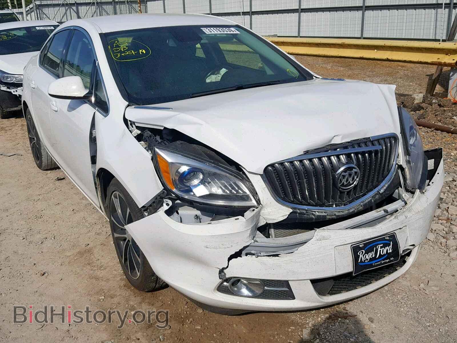 Photo 1G4PR5SK1H4108398 - BUICK VERANO 2017