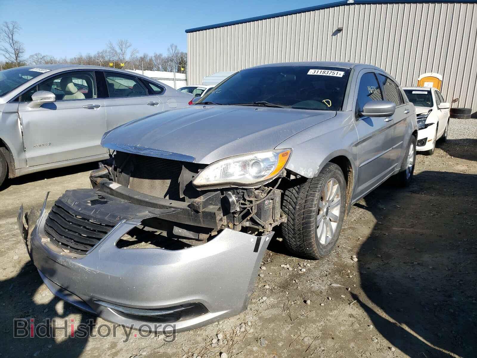 2013 CHRYSLER 200 - VIN: 1C3CCBBB6DN721743 - Фото 2
