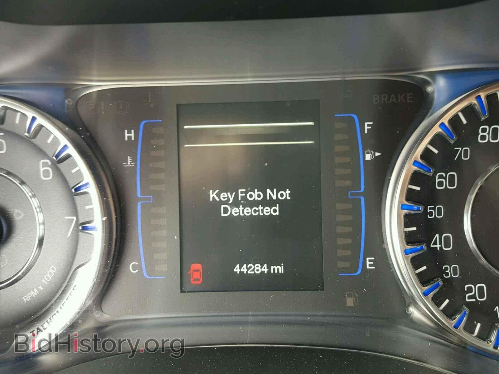 2015 CHRYSLER 200 - VIN: 1C3CCCAB3FN654349 - Фото 8
