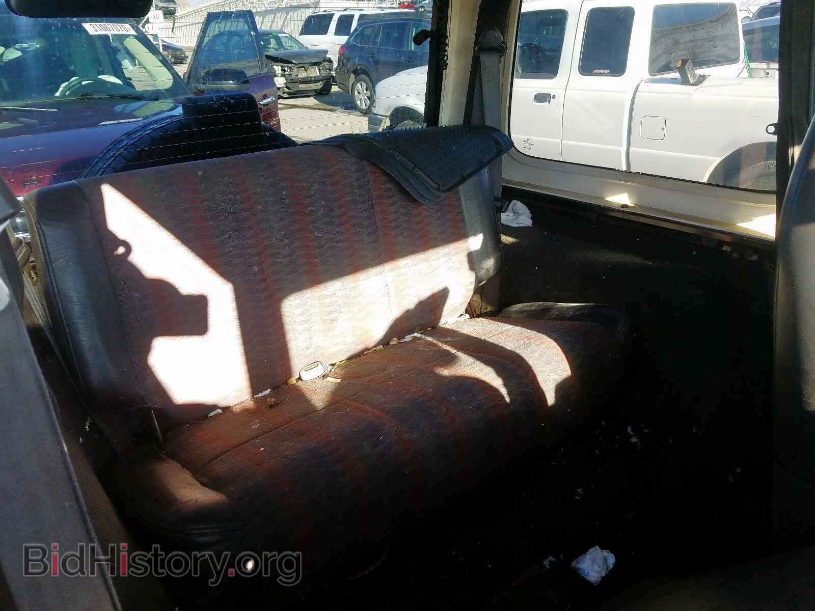 2000 JEEP WRANGLER - VIN: 1J4FA29P0YP751342 - Фото 6