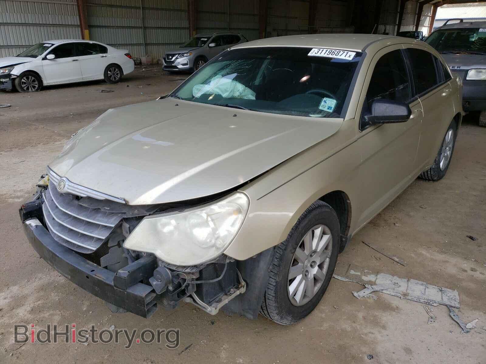 2010 CHRYSLER SEBRING - VIN: 1C3CC4FB6AN180842 - Фото 2