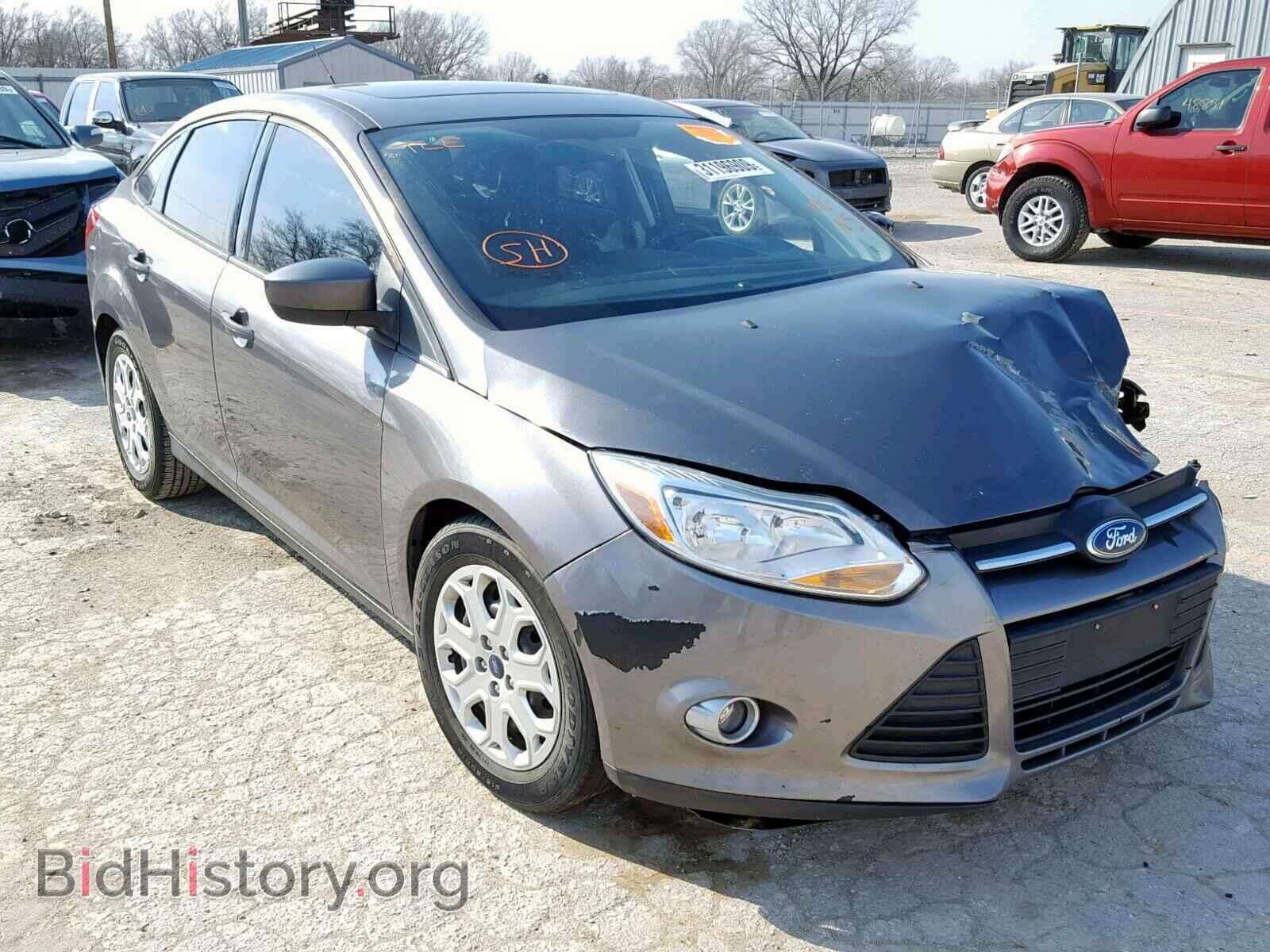 Photo 1FAHP3F29CL200232 - FORD FOCUS SE 2012