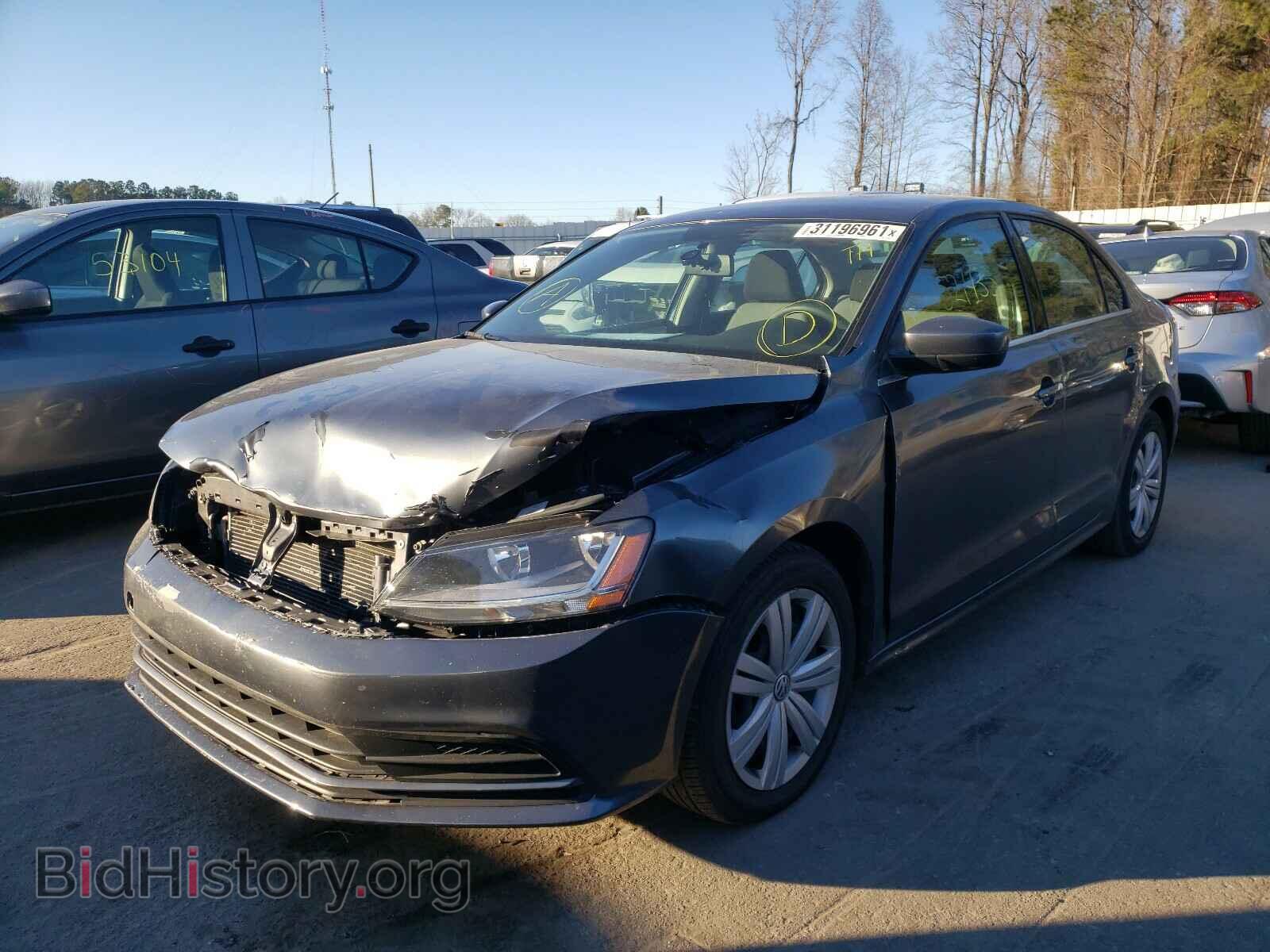 2017 VOLKSWAGEN JETTA - VIN: 3VW2B7AJ4HM228706 - Photo 2