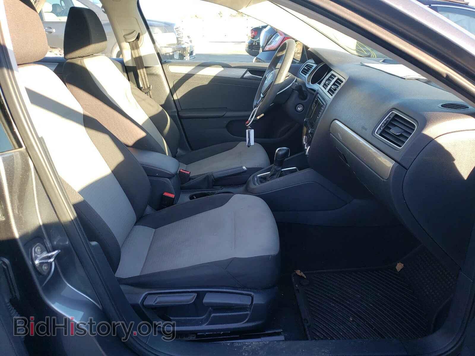 2017 VOLKSWAGEN JETTA - VIN: 3VW2B7AJ4HM228706 - Photo 5