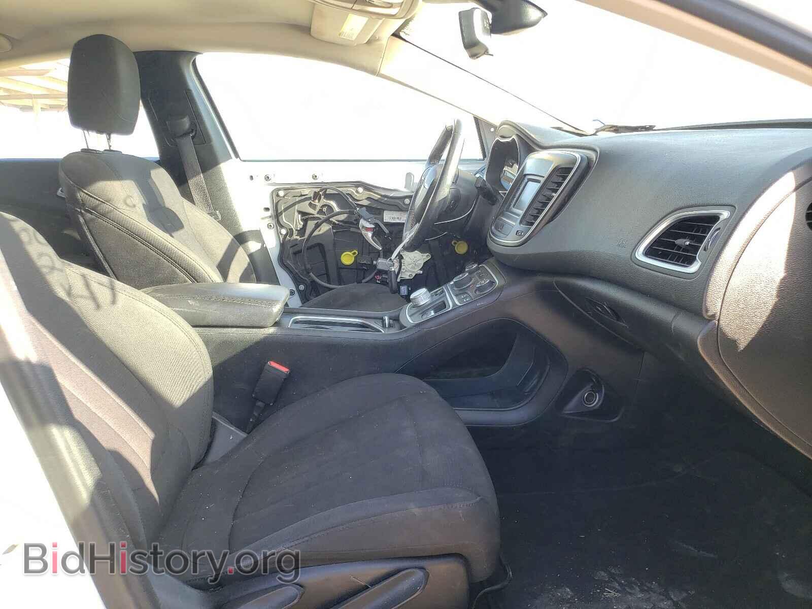 2016 CHRYSLER 200 - VIN: 1C3CCCAB4GN136221 - Фото 5