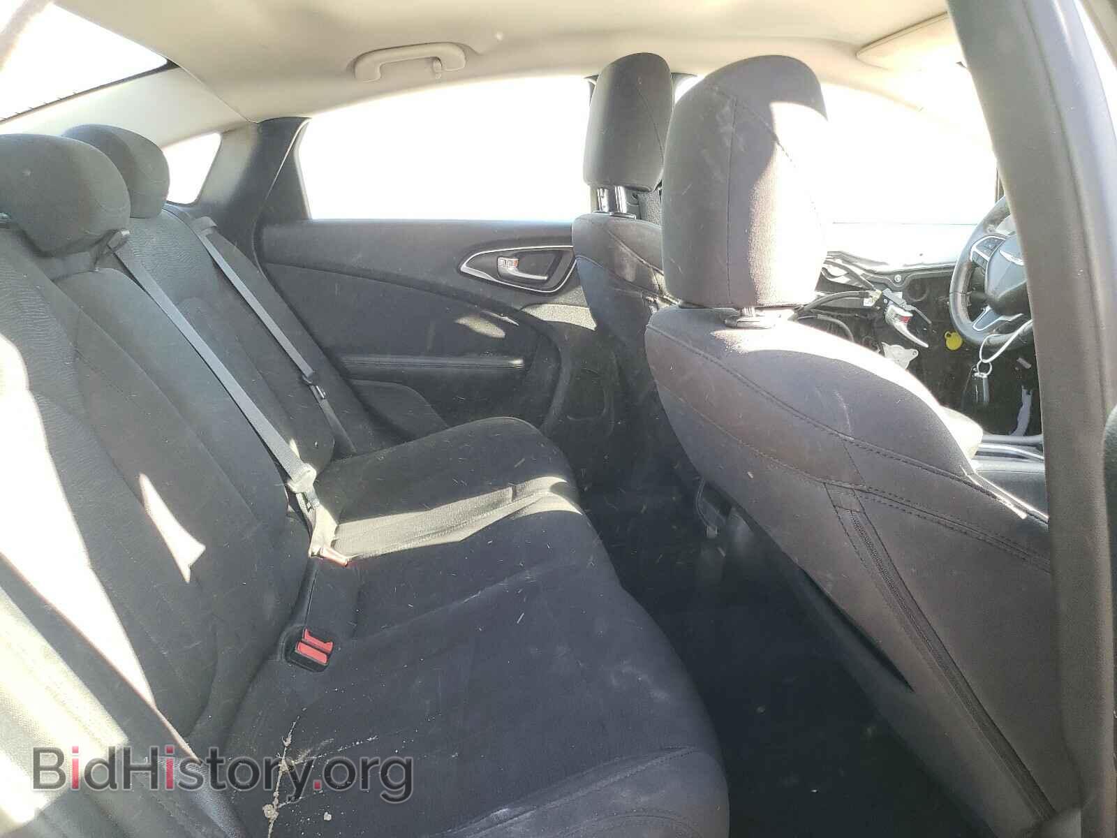 2016 CHRYSLER 200 - VIN: 1C3CCCAB4GN136221 - Фото 6