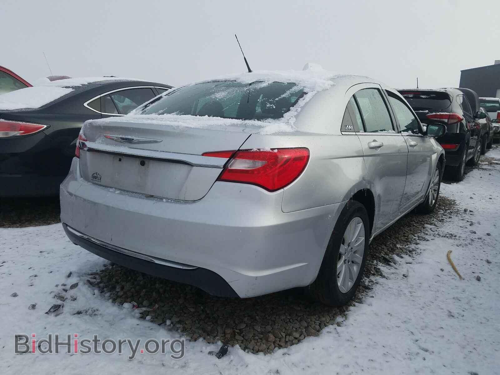 2011 CHRYSLER 200 - VIN: 1C3BC1FB8BN537773 - Фото 4