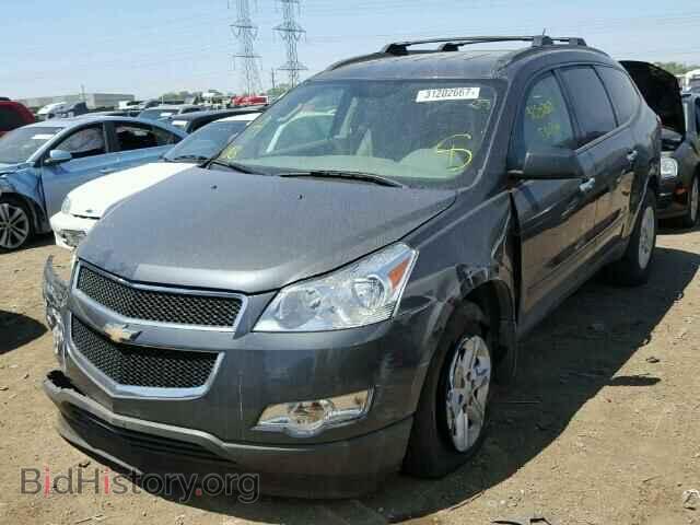 2012 CHEVROLET TRAVERSE - VIN: 1GNKRFEDXCJ366132 - Фото 2