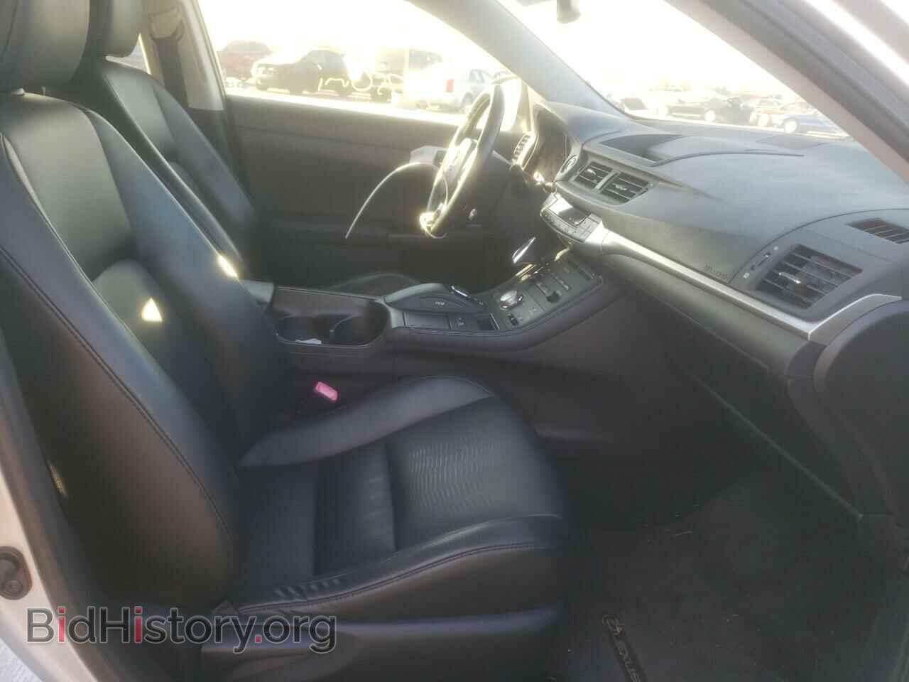 2012 LEXUS CT 200 - VIN: JTHKD5BH5C2056357 - Photo 5
