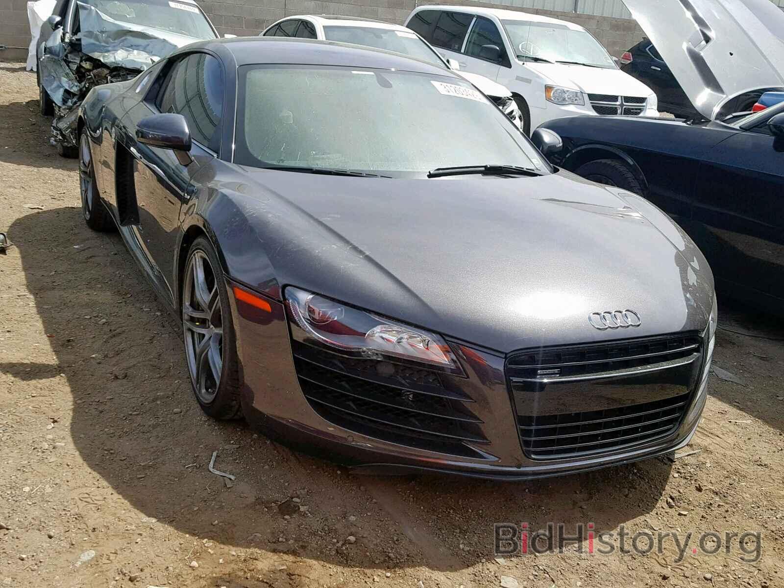 Photo WUAAUAFG7CN000994 - AUDI R8 2012