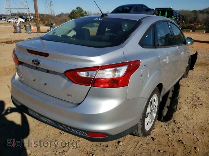2012 Ford FOCUS (VIN 1FAHP3F26CL357023) — фото 4 из 10