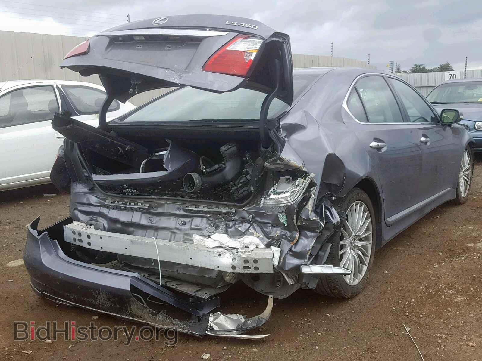 2012 LEXUS LS460 - VIN: JTHBL5EF2C5112475 - Photo 4