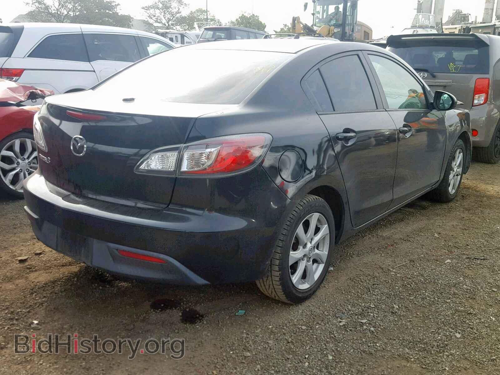 2011 MAZDA 3 - VIN: JM1BL1VF2B1474905 - Photo 4
