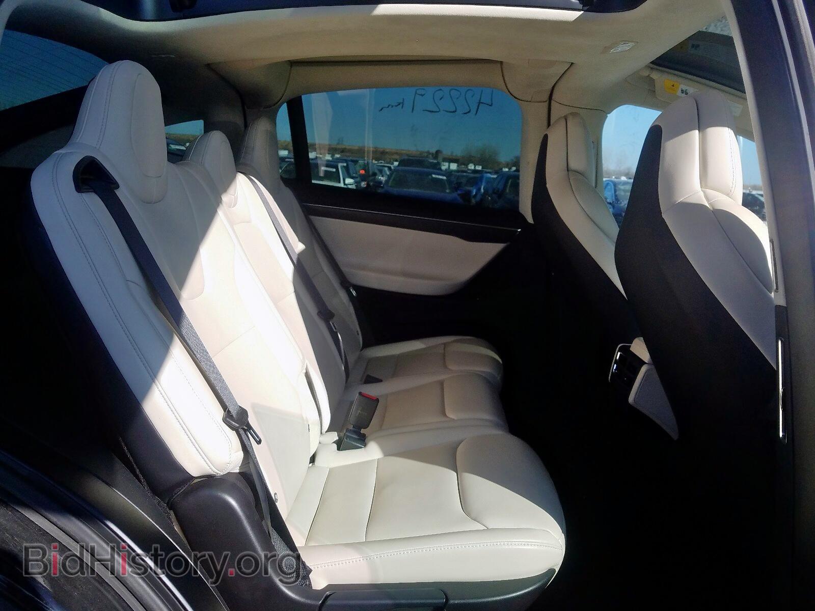 2017 TESLA MODEL X - VIN: 5YJXCDE23HF075859 - Фото 6