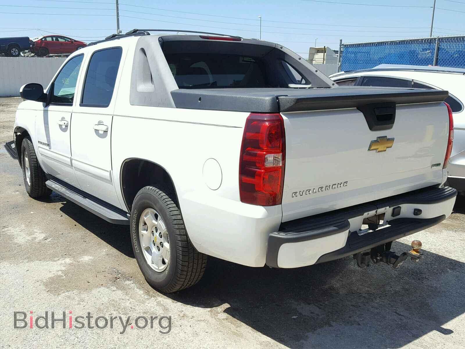2011 CHEVROLET AVALANCHE - VIN: 3GNMCEE05BG339681 - Фото 3