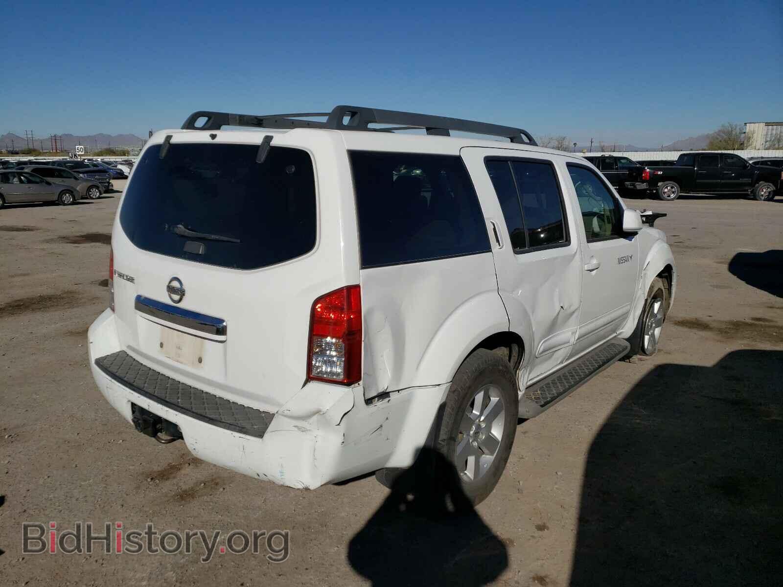 2011 NISSAN PATHFINDER - VIN: 5N1AR1NB4BC600012 - Фото 4