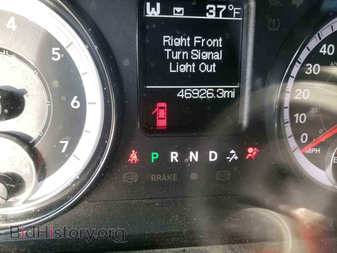 2018 RAM 1500 - VIN: 1C6RR7KT1JS352952 - Фото 8