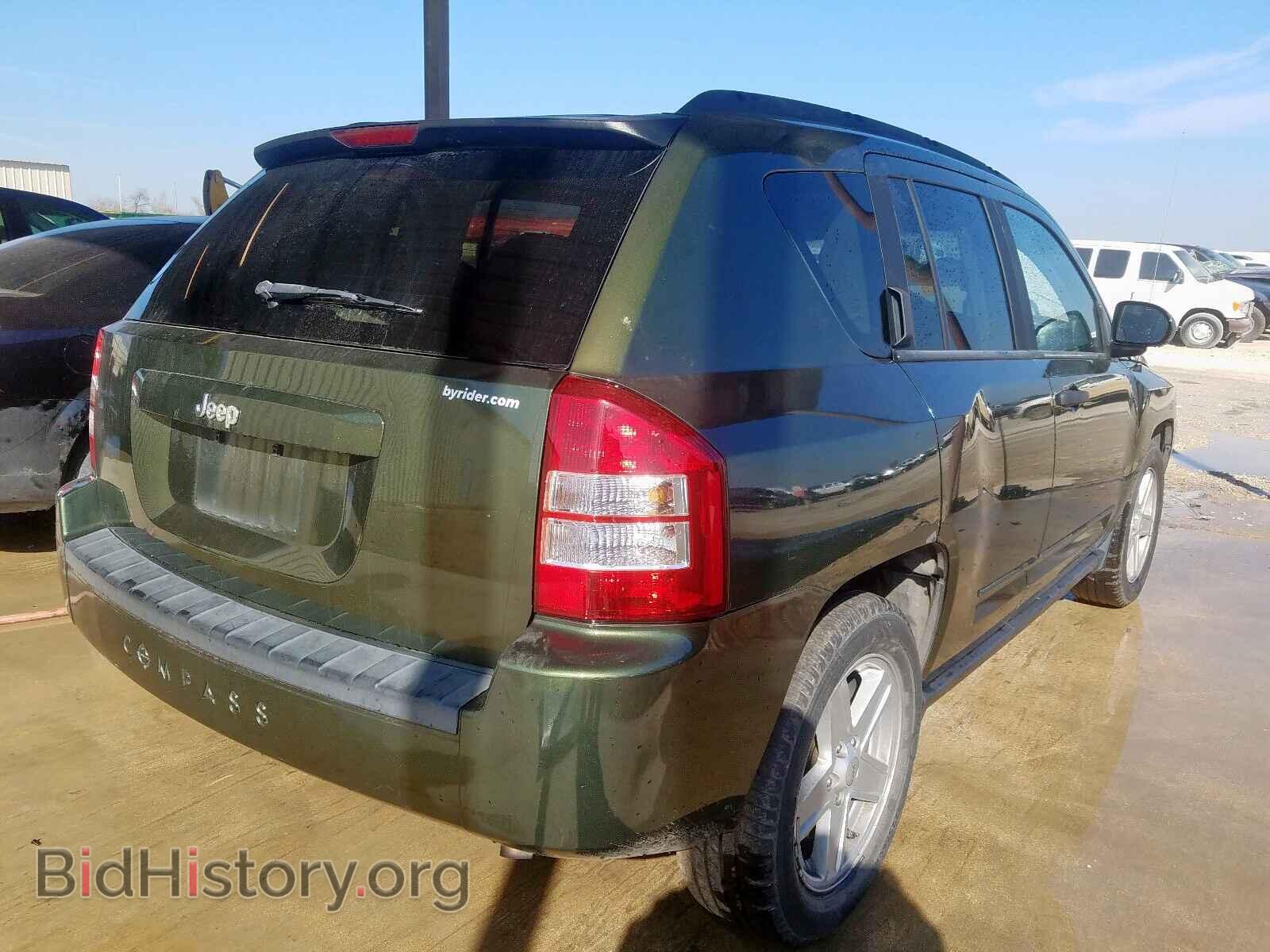 2008 JEEP COMPASS - VIN: 1J8FT47WX8D589381 - Photo 4