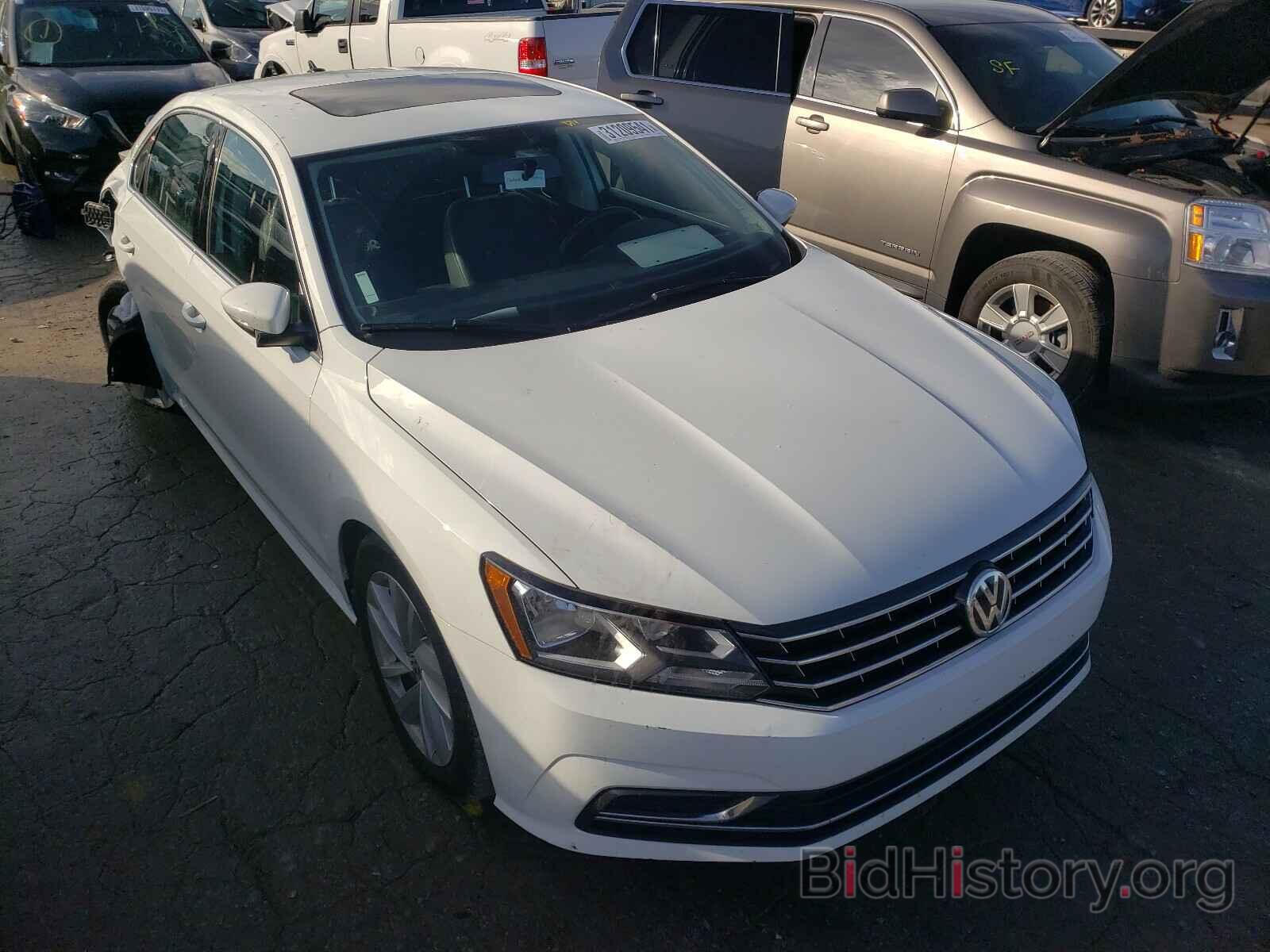 Фотография 1VWBA7A3XJC044981 - VOLKSWAGEN PASSAT 2018