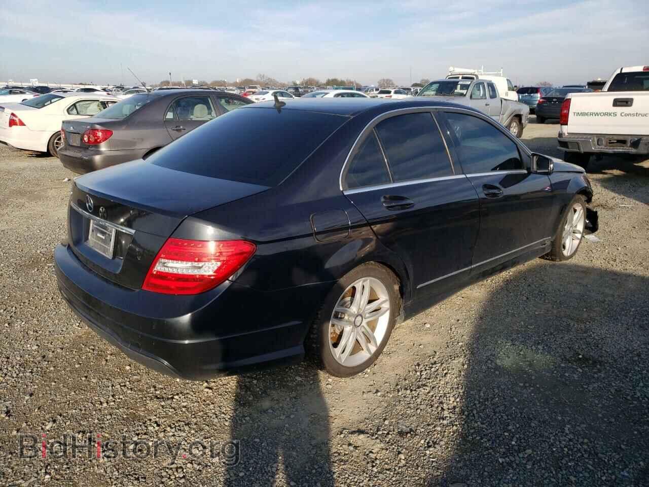2013 MERCEDES-BENZ C-CLASS - VIN: WDDGF4HB3DA795108 - Фото 4