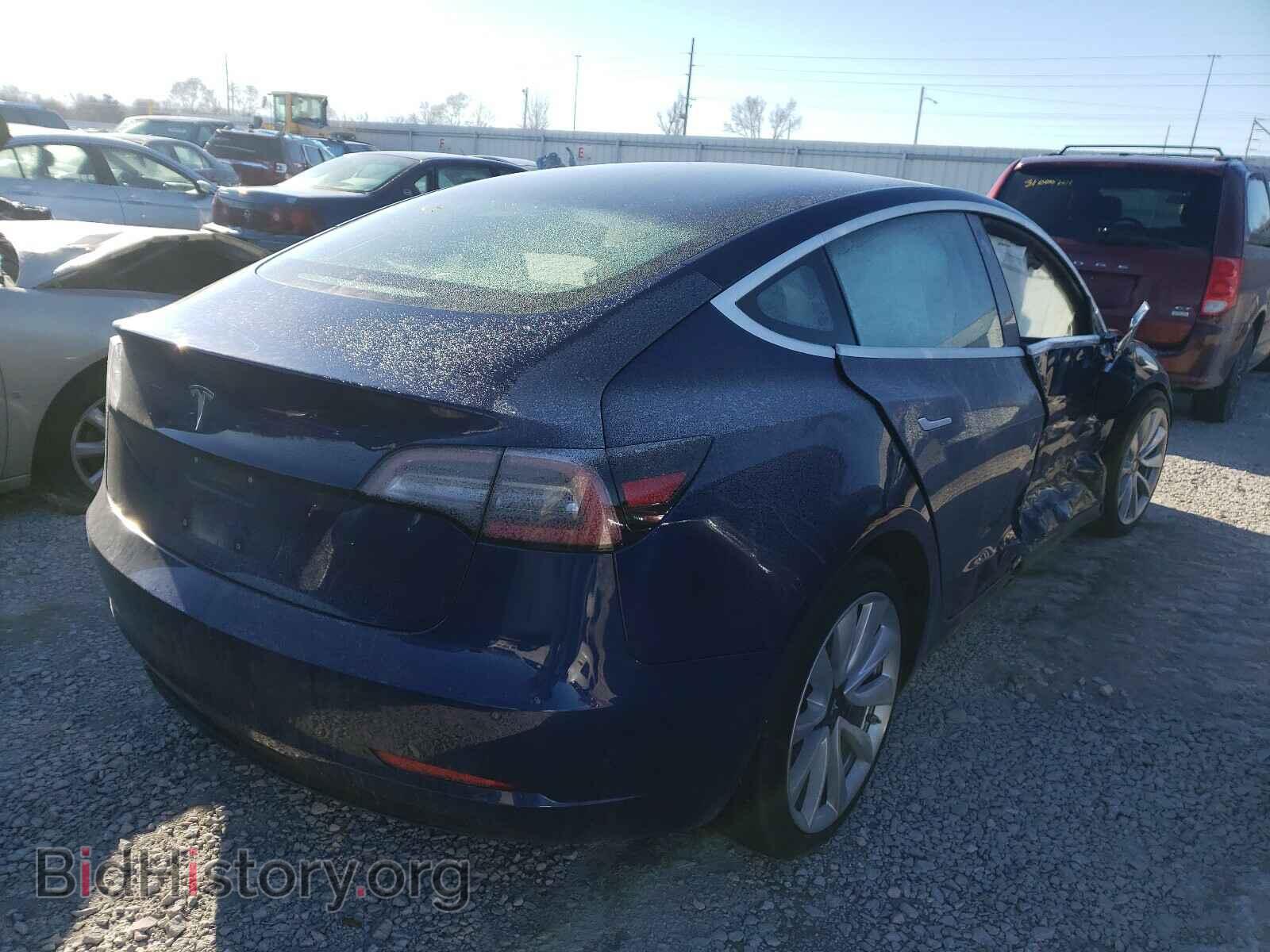 2018 TESLA MODEL 3 - VIN: 5YJ3E1EB8JF088488 - Photo 4