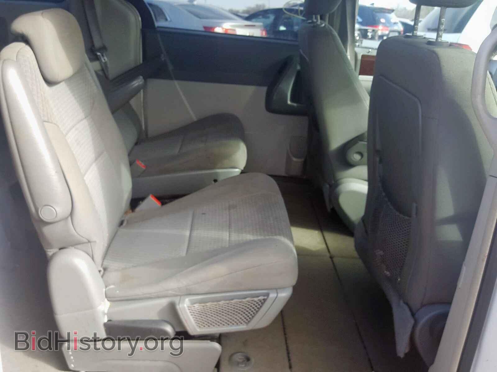 2010 CHRYSLER MINIVAN - VIN: 2A4RR5D14AR230171 - Фото 6