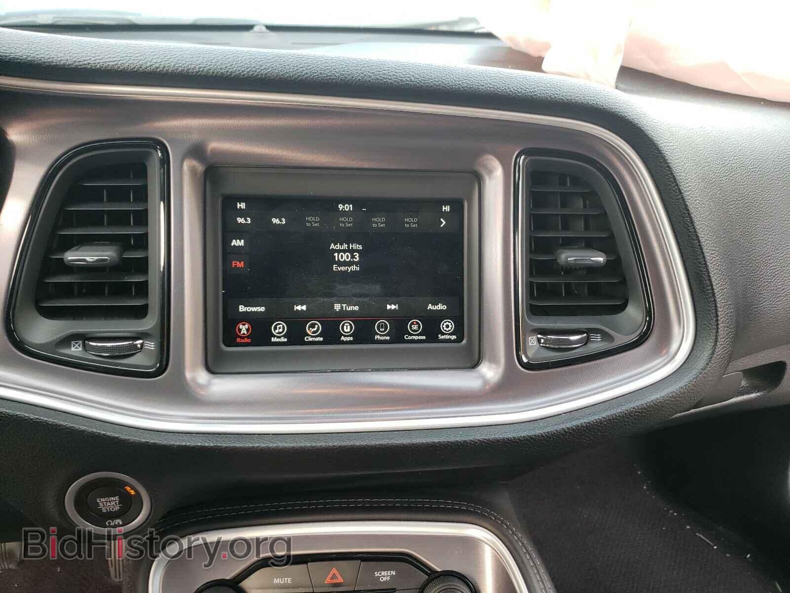 2019 DODGE CHALLENGER - VIN: 2C3CDZAG8KH530303 - Фото 9