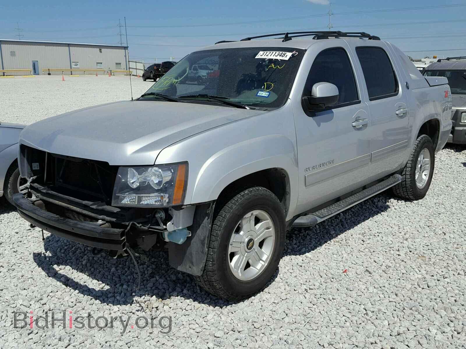 2013 CHEVROLET AVALANCHE - VIN: 3GNTKFE74DG156969 - Фото 2