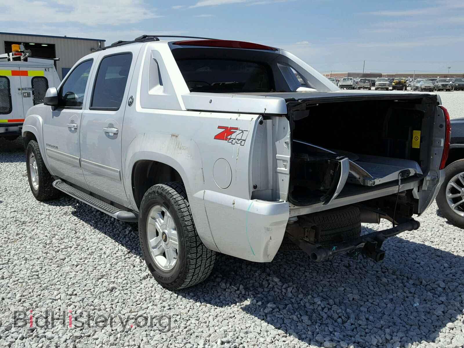 2013 CHEVROLET AVALANCHE - VIN: 3GNTKFE74DG156969 - Фото 3