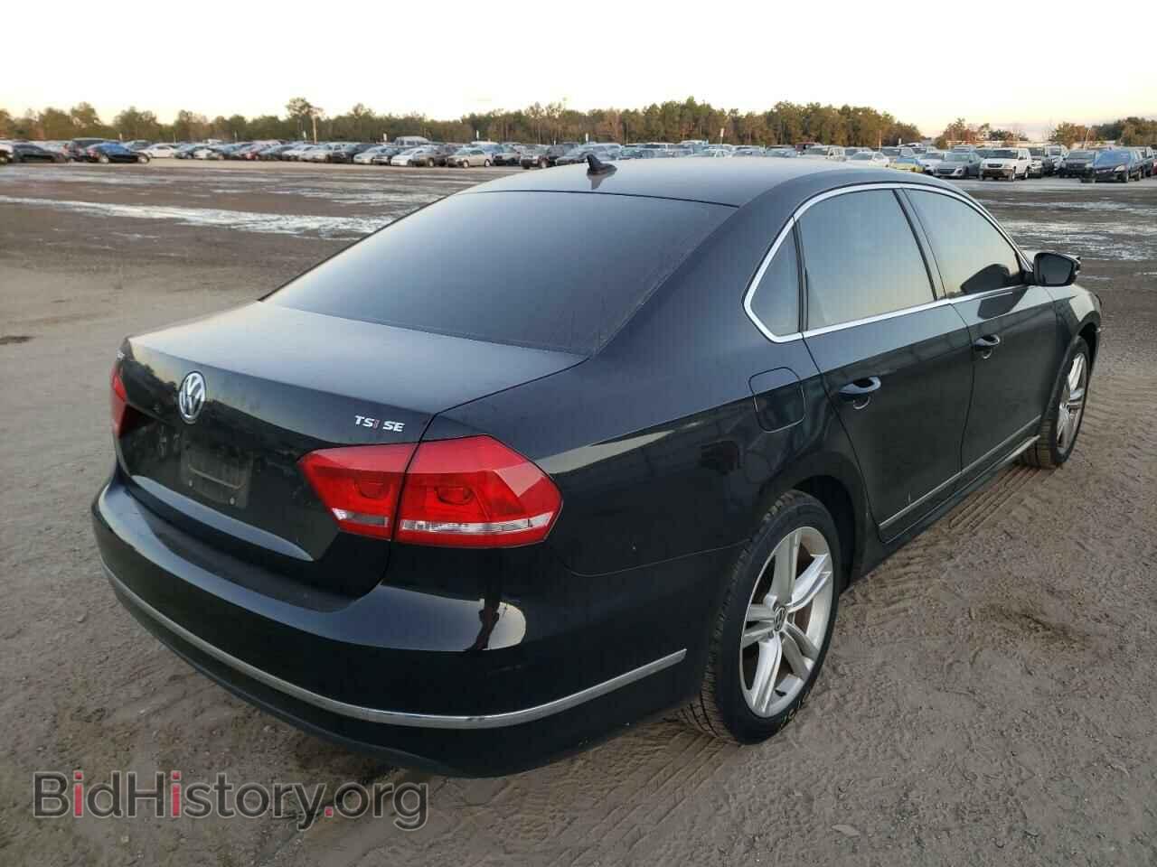 2015 VOLKSWAGEN PASSAT - VIN: 1VWBS7A33FC042218 - Фото 4