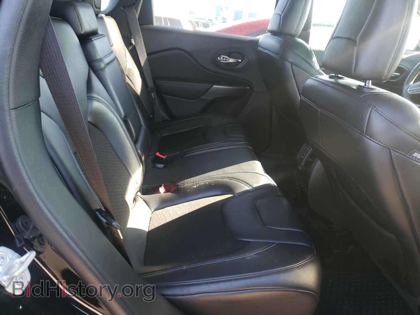 2019 JEEP CHEROKEE - VIN: 1C4PJMLX8KD108521 - Фото 6