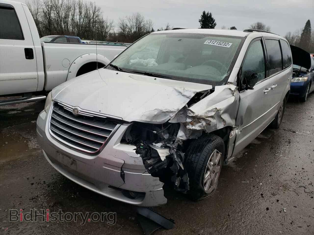 2010 CHRYSLER MINIVAN - VIN: 2A4RR5D18AR397813 - Фото 2