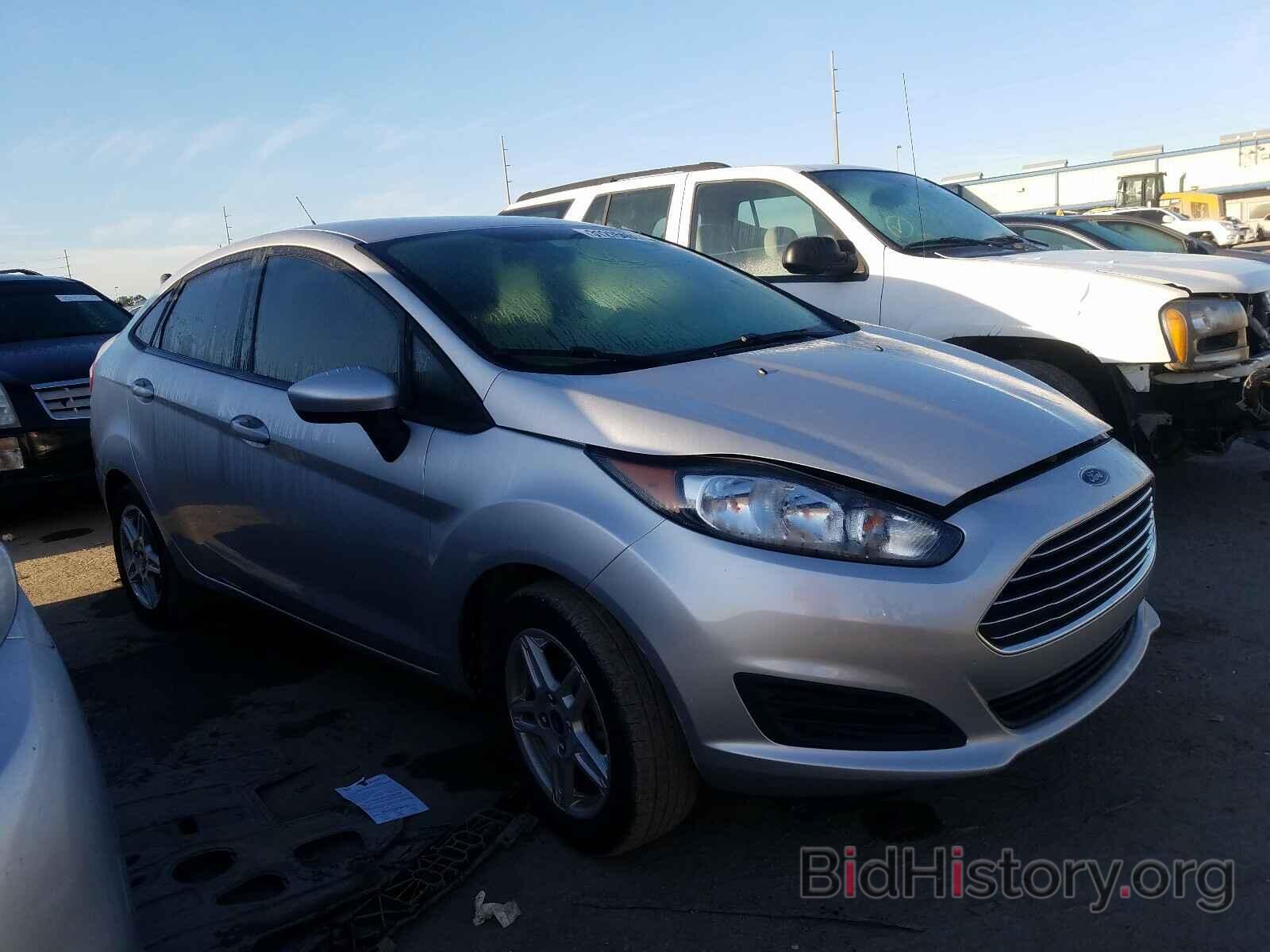 Photo 3FADP4BJ3HM171110 - FORD FIESTA 2017