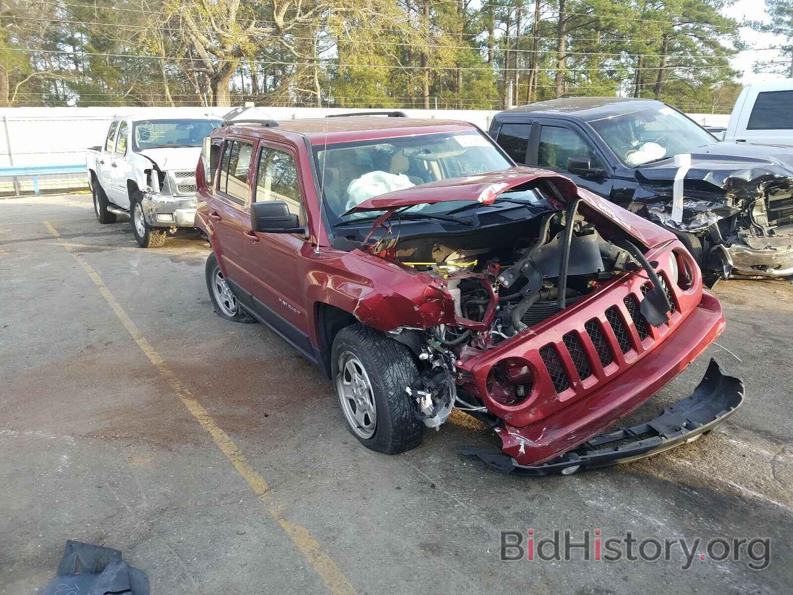 Photo 1C4NJPBA1FD280613 - JEEP PATRIOT 2015