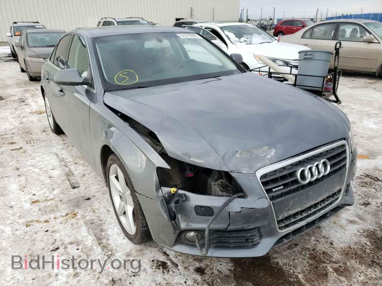 Photo WAUHFCFL5CA117203 - AUDI A4 2012
