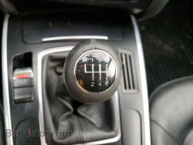 2012 Audi A4 (VIN WAUHFCFL5CA117203) — photo 9 of 10