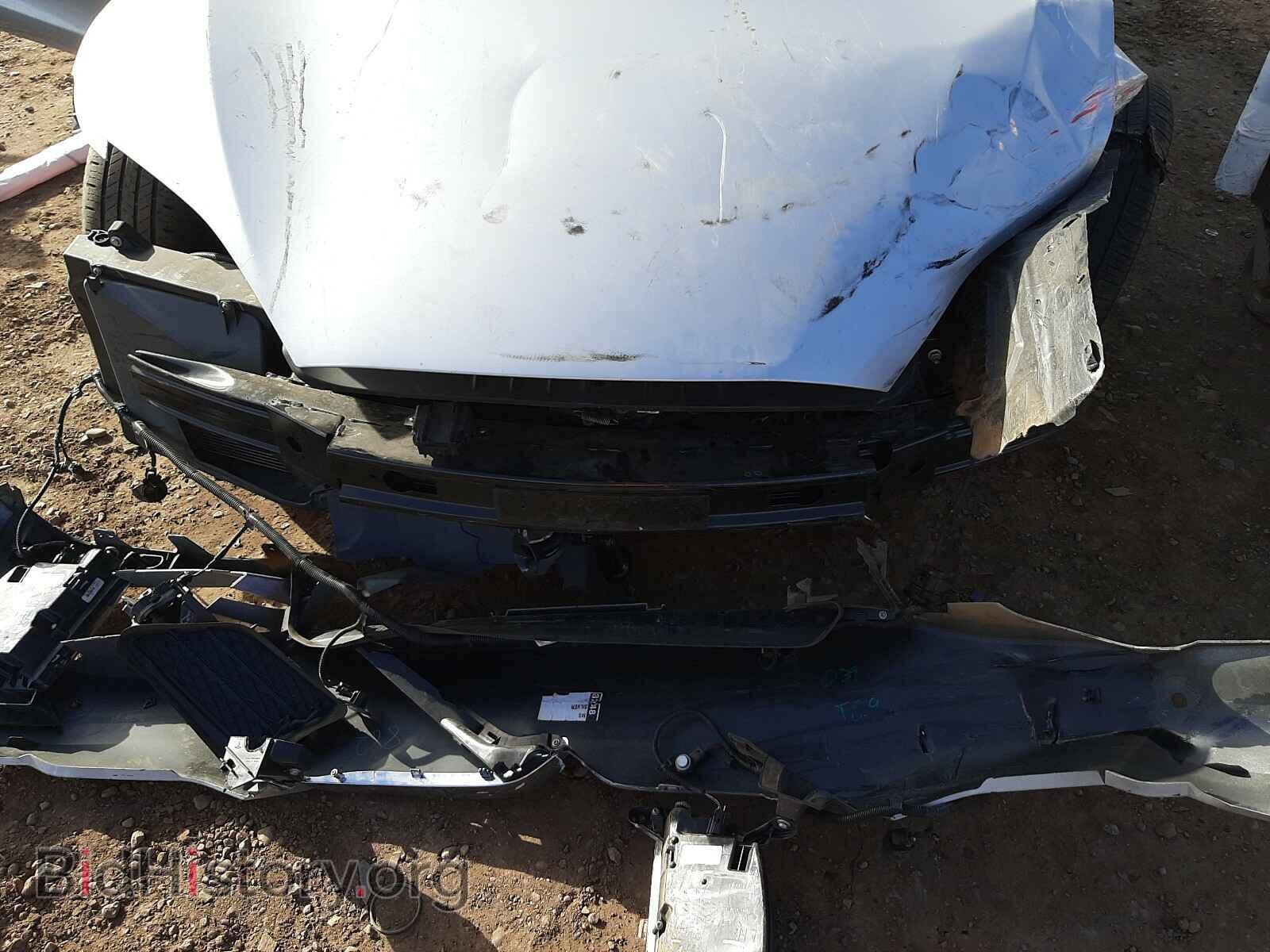 2018 TESLA MODEL S - VIN: 5YJSA1E29JF271700 - Фото 9