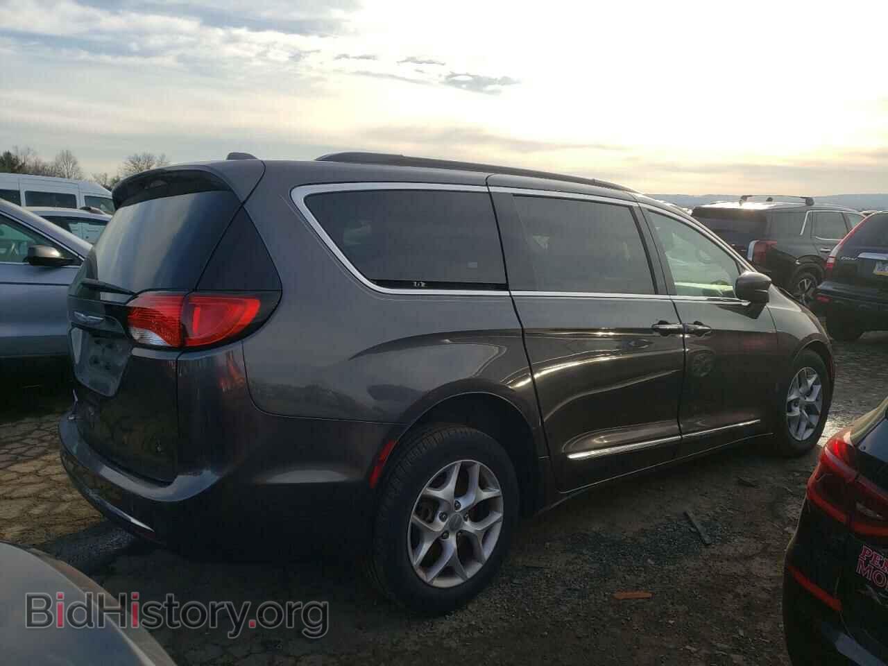 2017 CHRYSLER PACIFICA - VIN: 2C4RC1BG2HR608294 - Фото 4