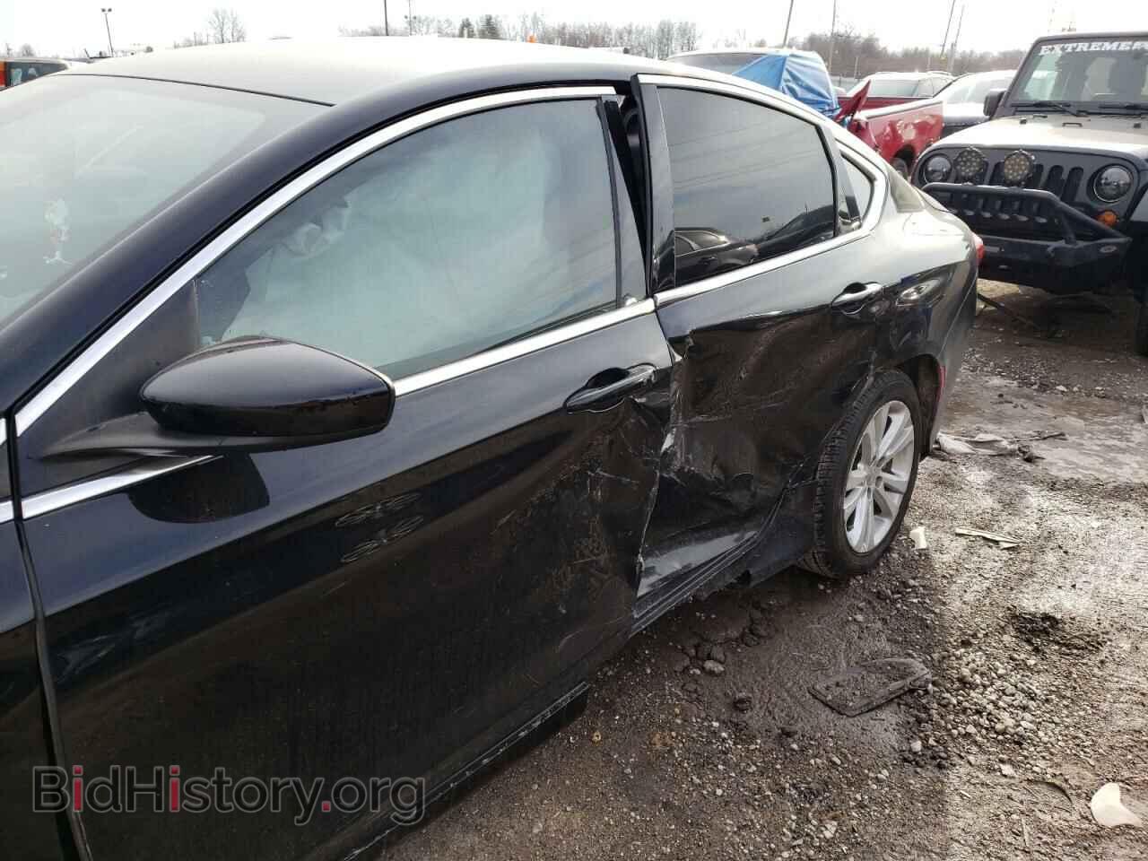 2015 CHRYSLER 200 - VIN: 1C3CCCAB5FN535640 - Фото 9