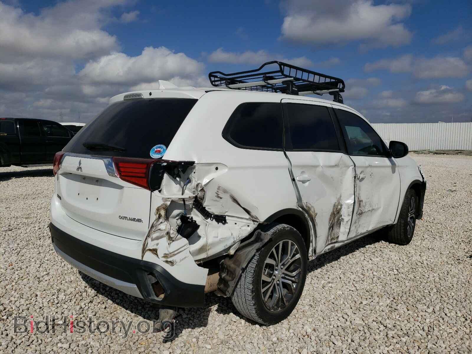 2018 MITSUBISHI OUTLANDER - VIN: JA4AD2A33JZ058950 - Фото 4