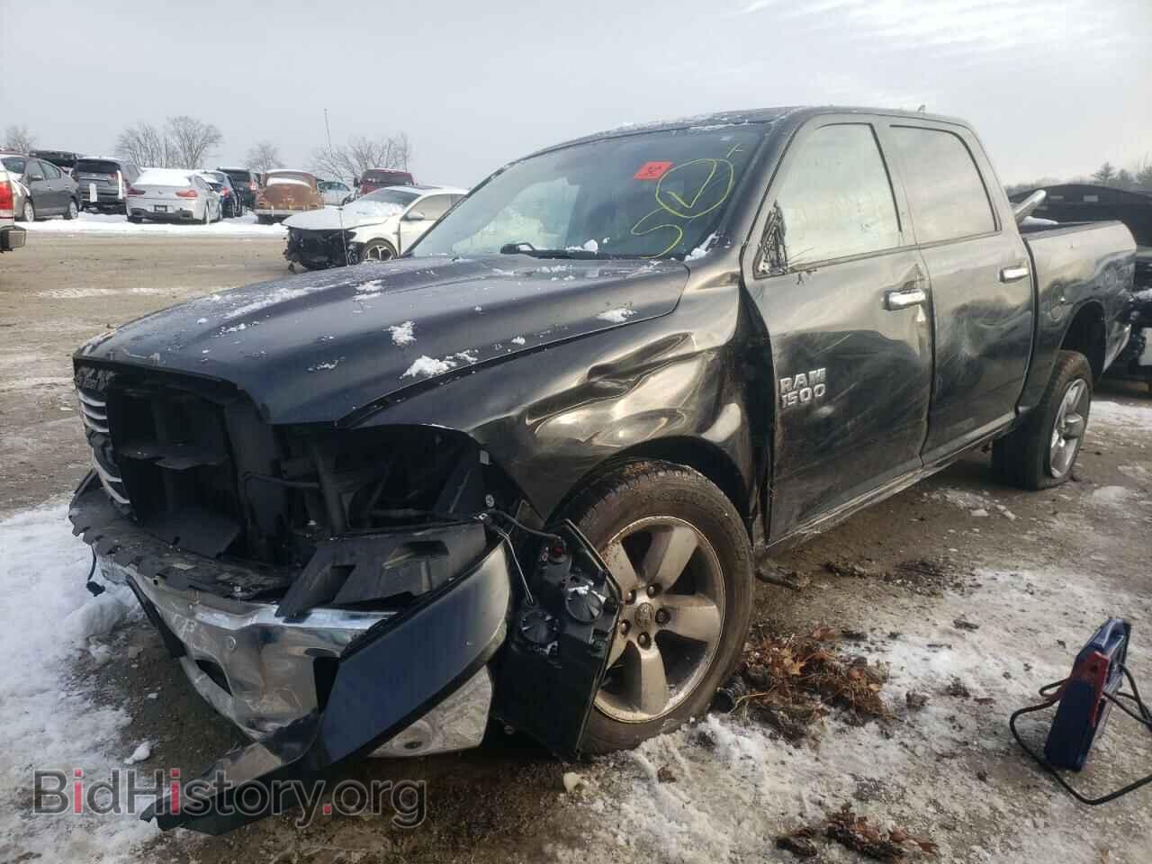 2016 RAM 1500 - VIN: 1C6RR7LG2GS421982 - Фото 2